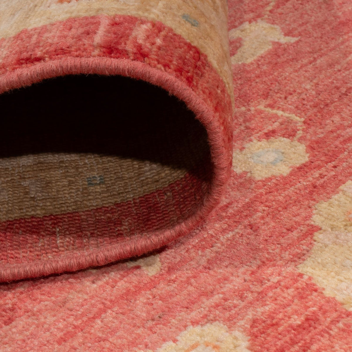 Ziegler Rug - 293 x 205 cm - red