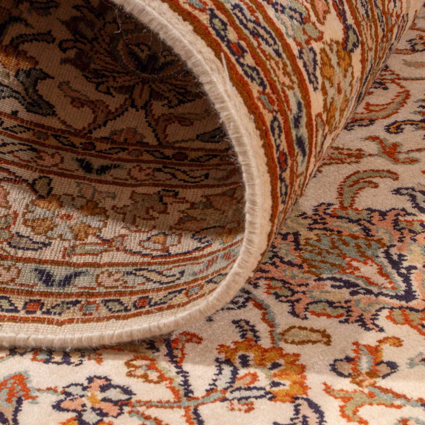 Kashmir Silk Rug 325x76cm - Oriental Rug