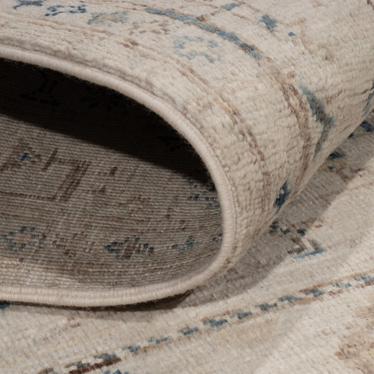 Designer Rug - 185 x 121 cm - silver