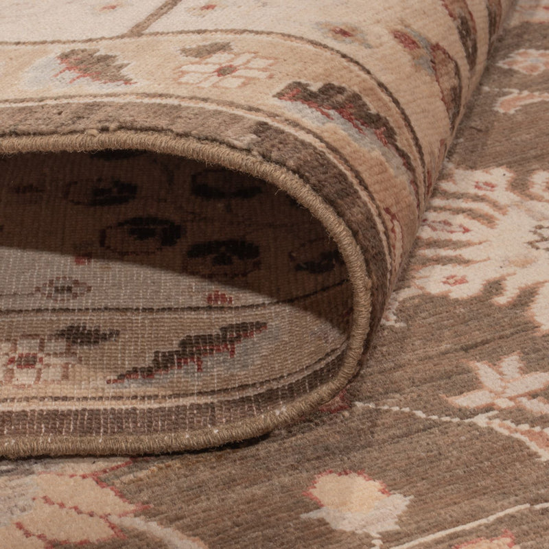 Ziegler Rug - 325 x 220 cm - green