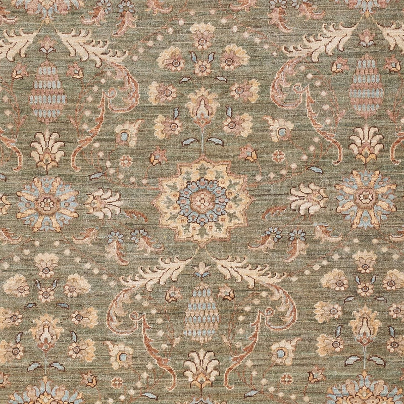 Ziegler Rug - 309 x 248 cm - olive green