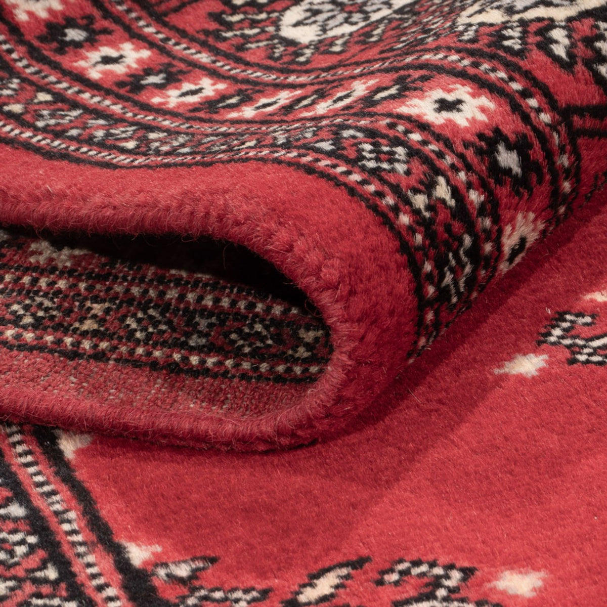 Pakistani Rug - 199 x 140 cm - red