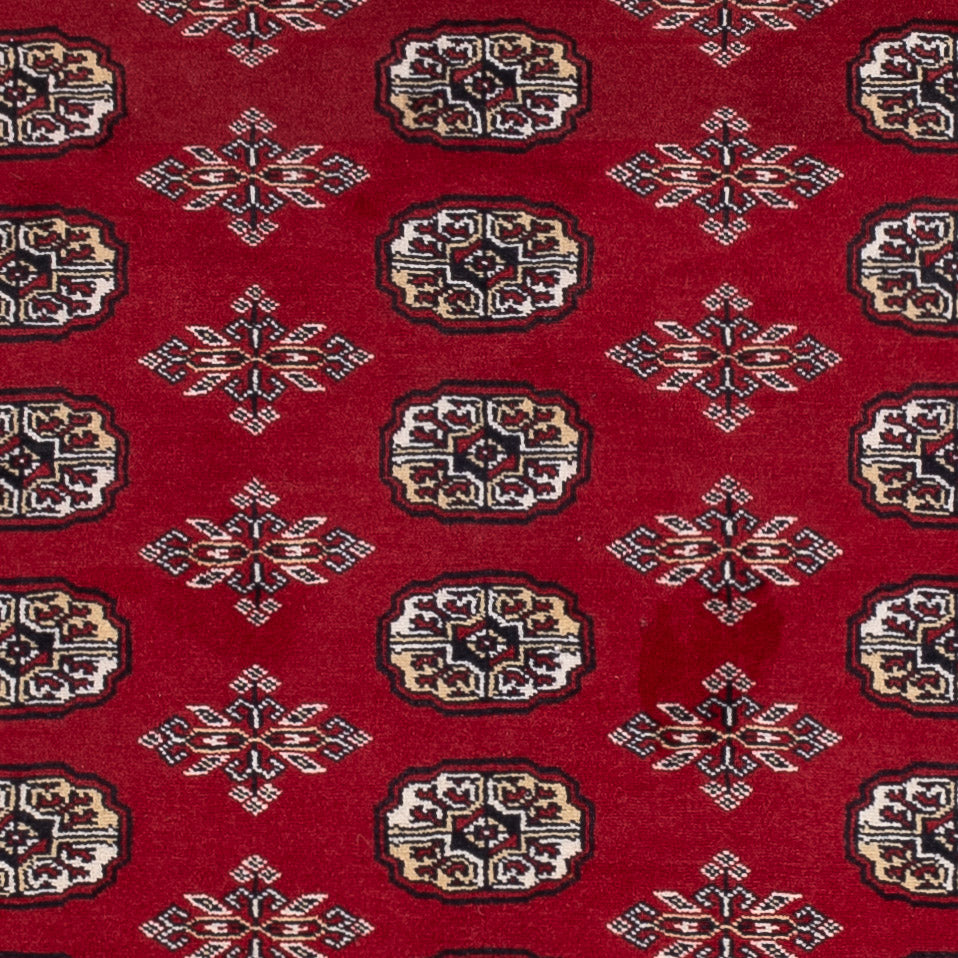 Pakistani Rug - 244 x 154 cm - red