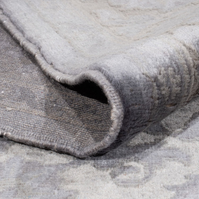 Designer Rug - 294 x 246 cm - silver