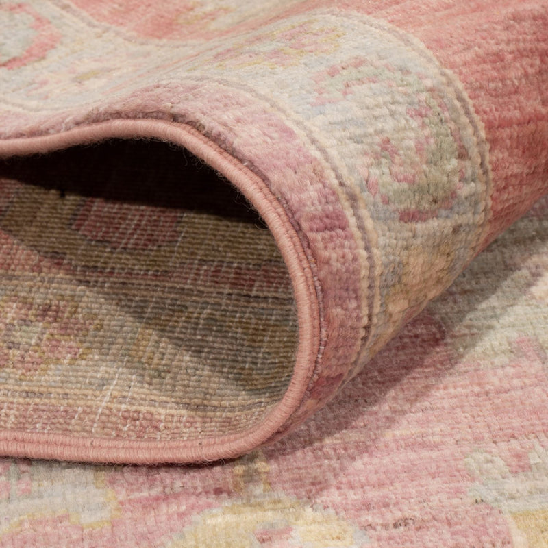 Ziegler Rug - Usak - 241 x 170 cm - light red