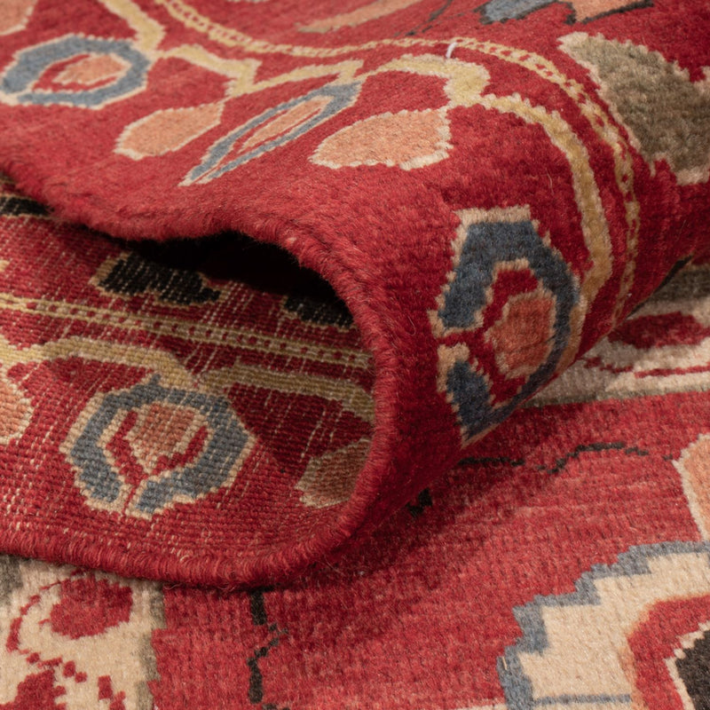 Designer Rug - 350 x 260 cm - red