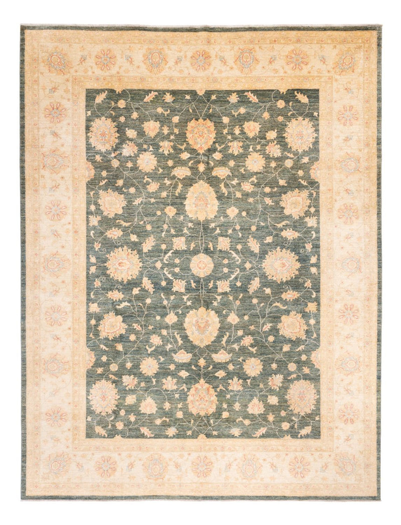 Ziegler Rug - 392 x 302 cm - mint green