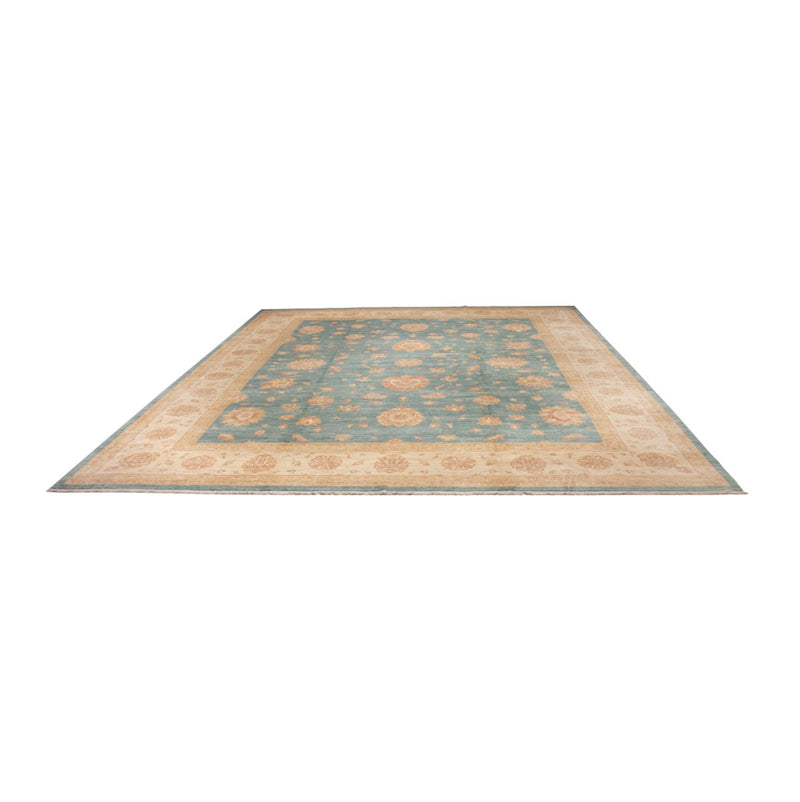 Ziegler Rug - 496 x 409 cm - light blue