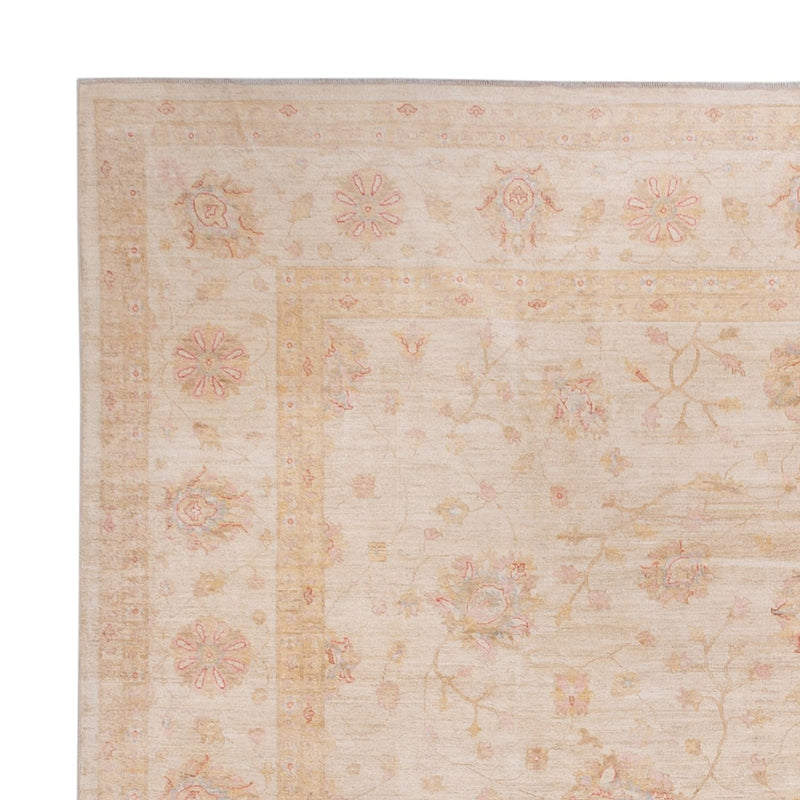 Ziegler Rug square  - 393 x 398 cm - beige