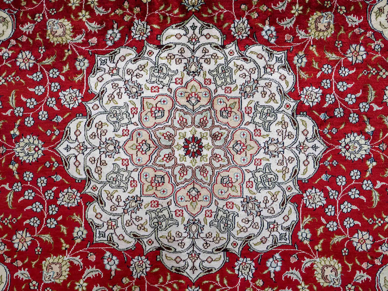 Chinese Silk Rug 276x182cm - Oriental Rug