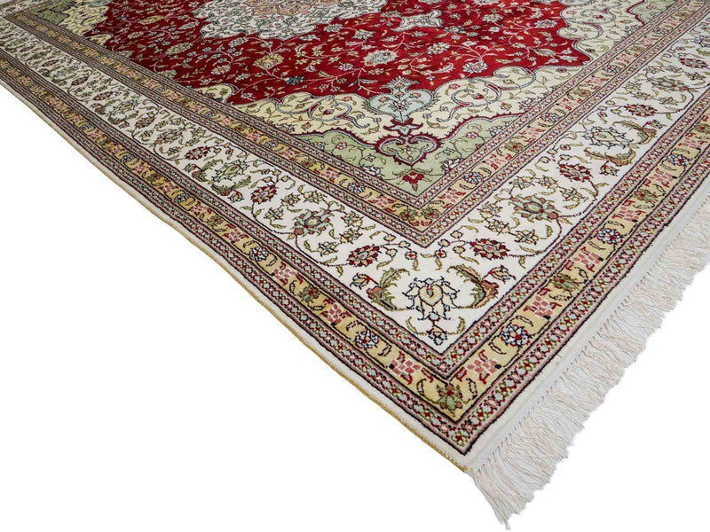 Chinese Silk Rug 276x182cm - Oriental Rug