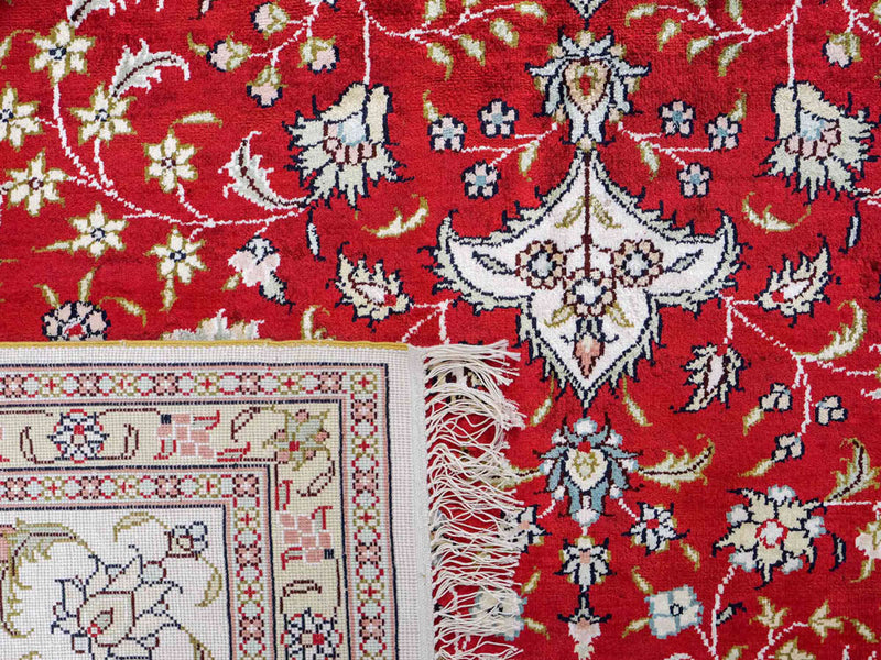 Chinese Silk Rug 276x182cm - Oriental Rug