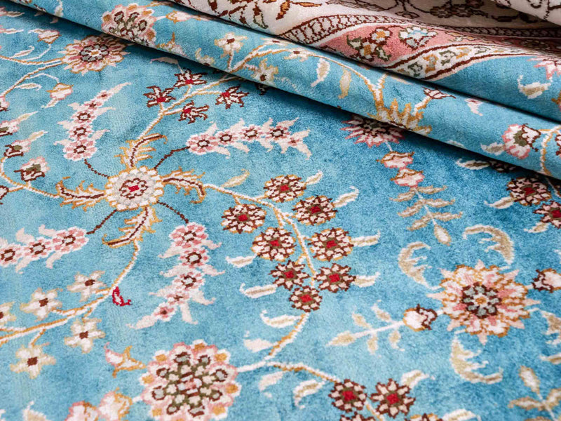 Silk Rug - Chinese Silk - 263 x 180 cm - light blue