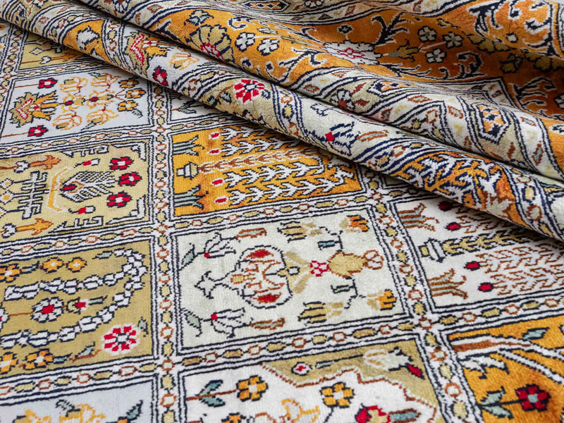 Silk Rug - Chinese Silk - 267 x 181 cm - dark beige