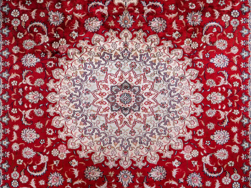 Silk Rug - Chinese Silk - 263 x 180 cm - red