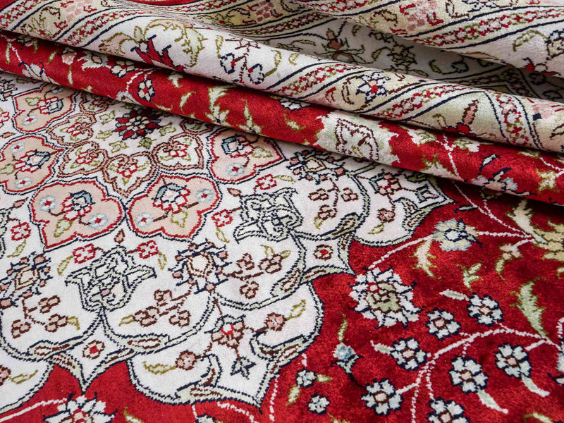 Chinese Silk Rug 272x188cm - Oriental Rug