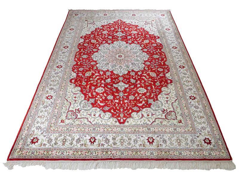 Chinese Silk Rug 272x188cm - Oriental Rug