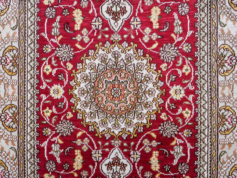 Chinese Silk Rug 120x75cm - Oriental Rug