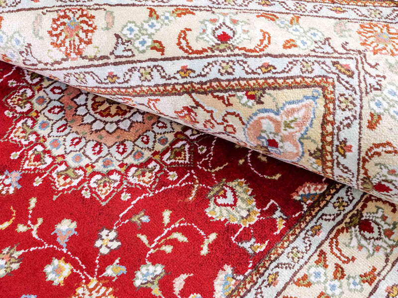 Chinese Silk Rug 120x77cm - Oriental Rug