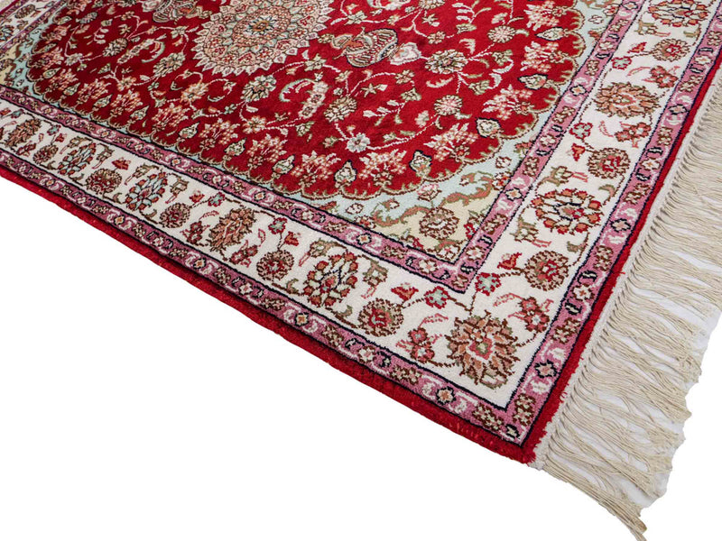 Chinese Silk Rug 119x76cm - Oriental Rug