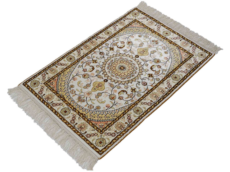 Silk Rug - Chinese Silk - 88 x 59 cm - beige