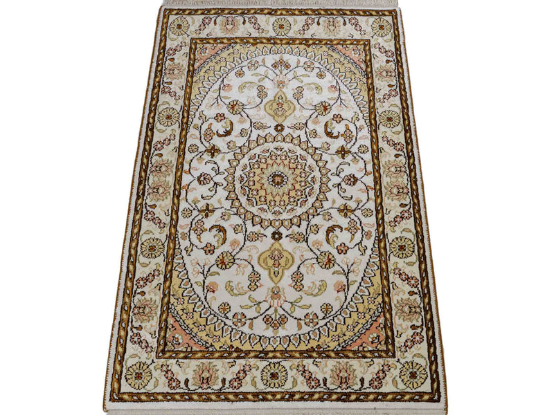 Silk Rug - Chinese Silk - 88 x 59 cm - beige