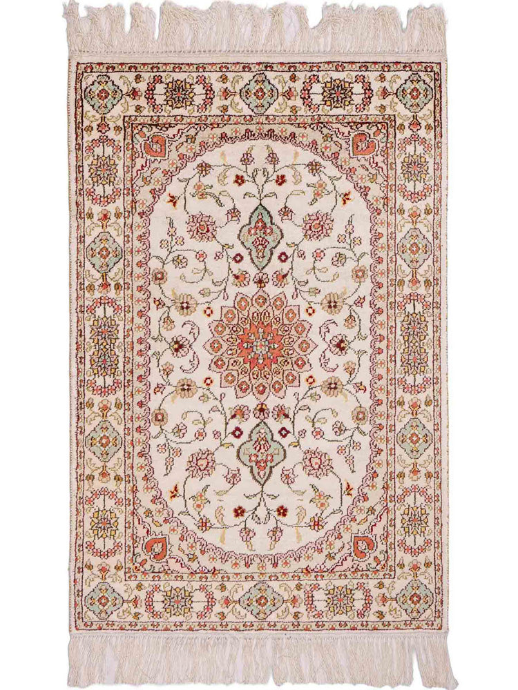Silk Rug - Chinese Silk - 89 x 59 cm - beige