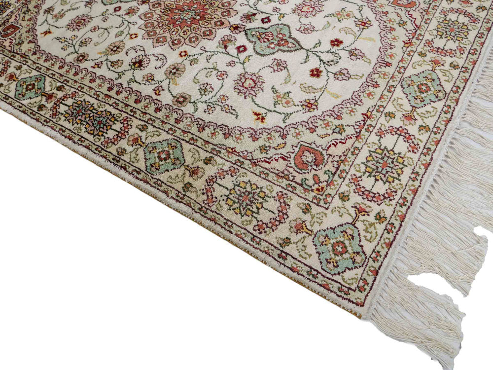 Silk Rug - Chinese Silk - 89 x 59 cm - beige