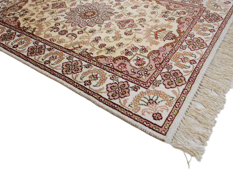 Silk Rug - Chinese Silk - 89 x 60 cm - light beige