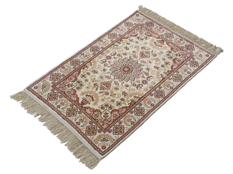 Silk Rug - Chinese Silk - 89 x 60 cm - light beige