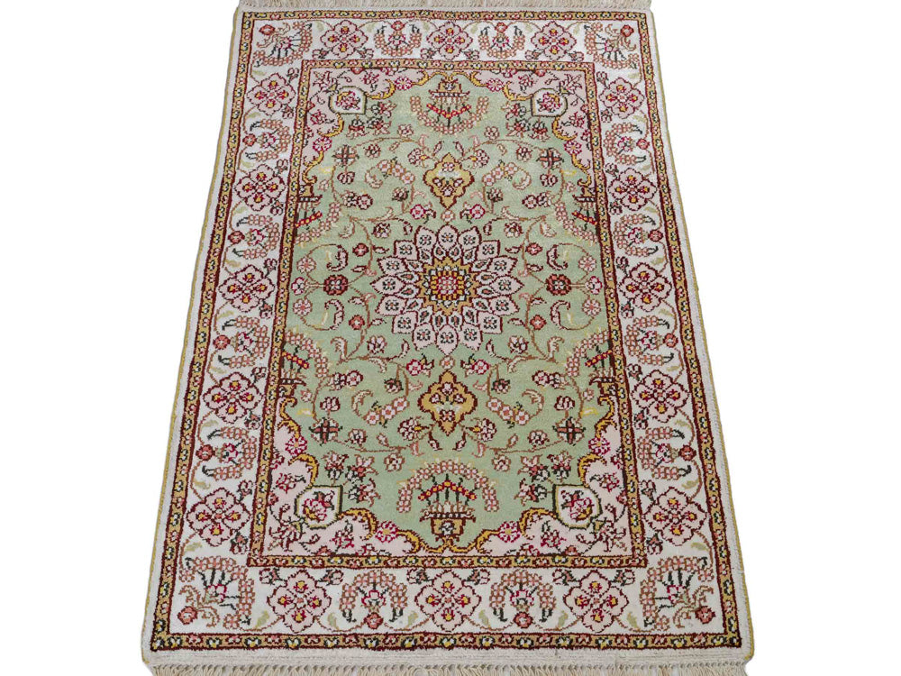 Silk Rug - Chinese Silk - 92 x 63 cm - sand