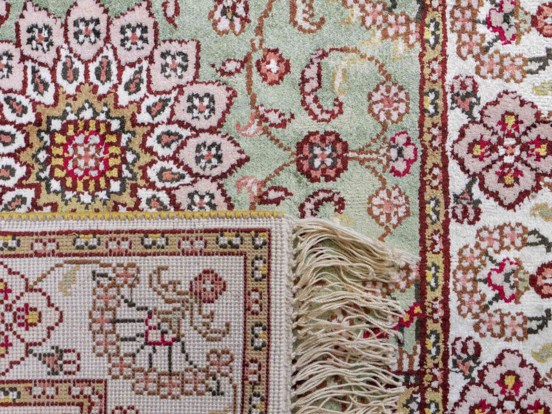 Silk Rug - Chinese Silk - 92 x 63 cm - sand