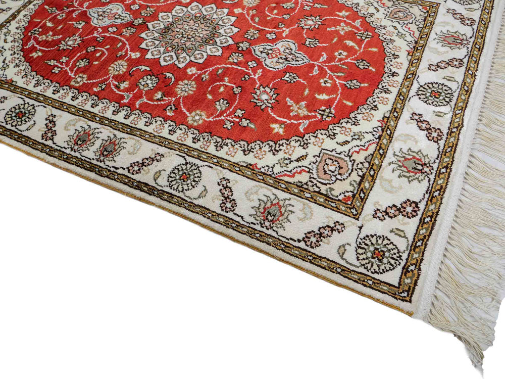 Silk Rug - Chinese Silk - 93 x 61 cm - red
