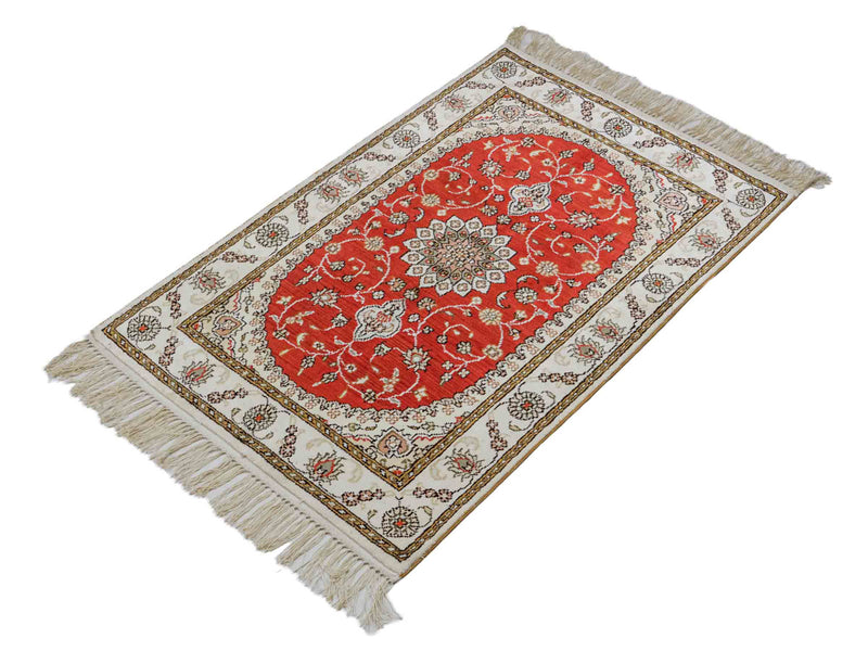 Silk Rug - Chinese Silk - 93 x 61 cm - red