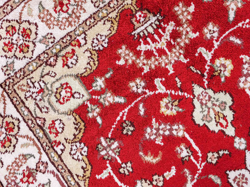 Silk Rug - Chinese Silk - 89 x 62 cm - red