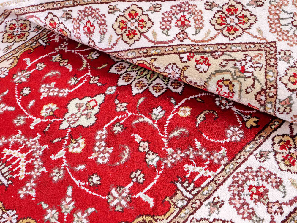 Silk Rug - Chinese Silk - 89 x 62 cm - red