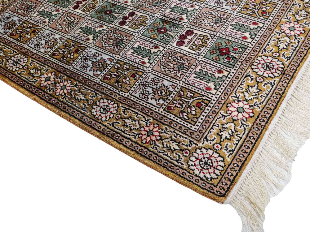 Silk Rug - Chinese Silk - 92 x 62 cm - multicolored