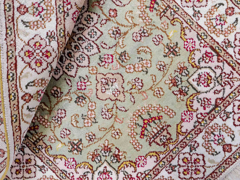 Chinese Silk Rug 92x63cm - Oriental Rug
