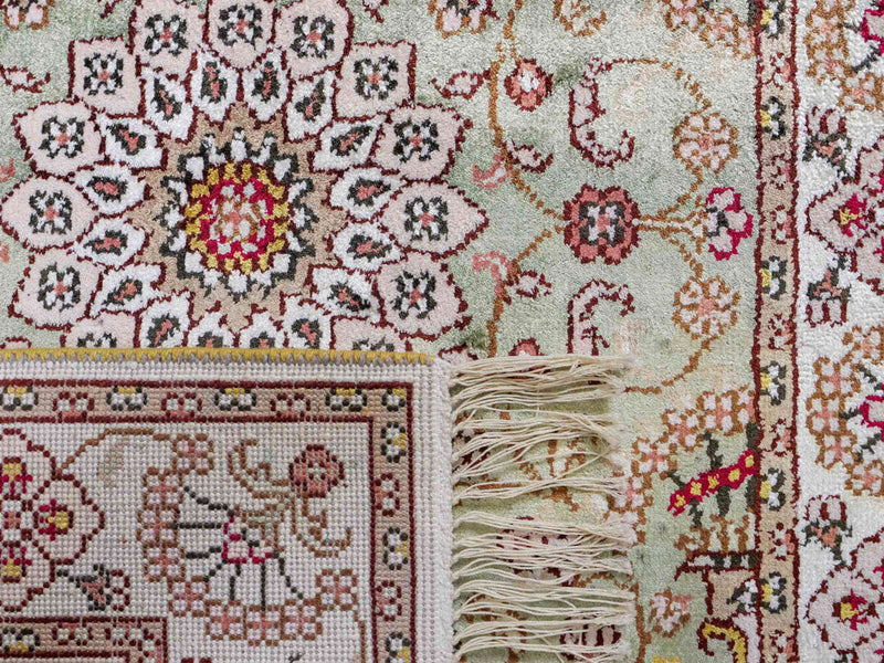 Chinese Silk Rug 92x63cm - Oriental Rug