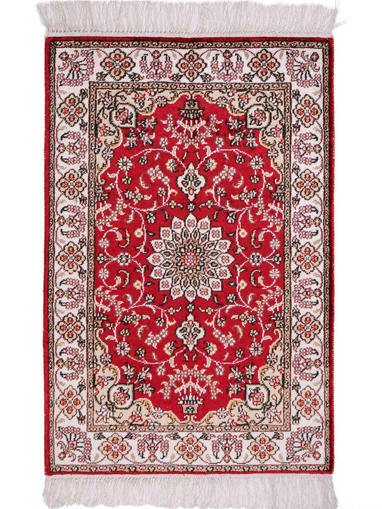 Silk Rug - Chinese Silk - 91 x 62 cm - red
