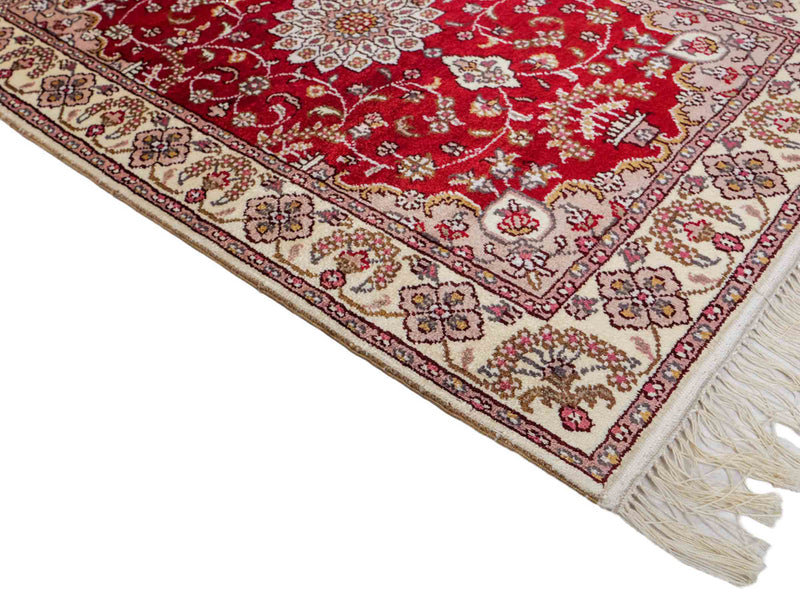 Silk Rug - Chinese Silk - 91 x 60 cm - red