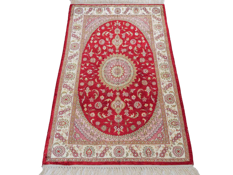 Silk Rug - Chinese Silk - 90 x 59 cm - red