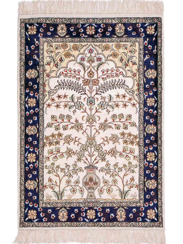 Chinese Silk Rug 90x62cm - Oriental Rug