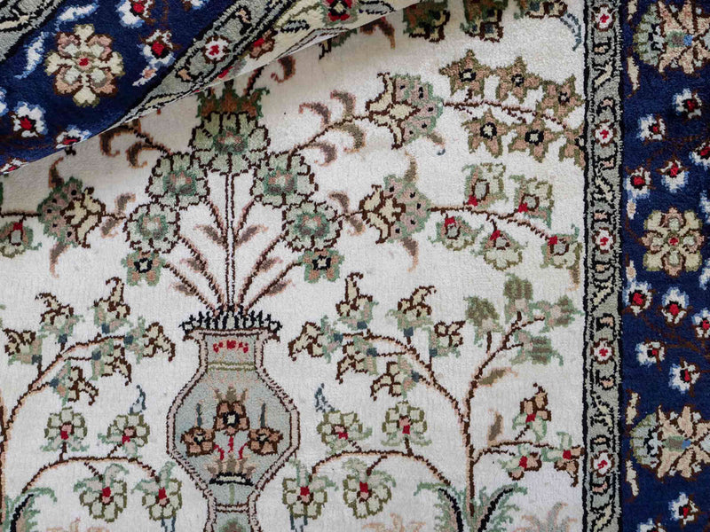 Chinese Silk Rug 90x62cm - Oriental Rug