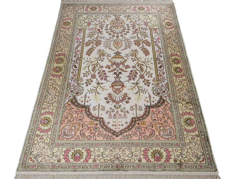 Silk Rug - Chinese Silk - 179 x 124 cm - beige