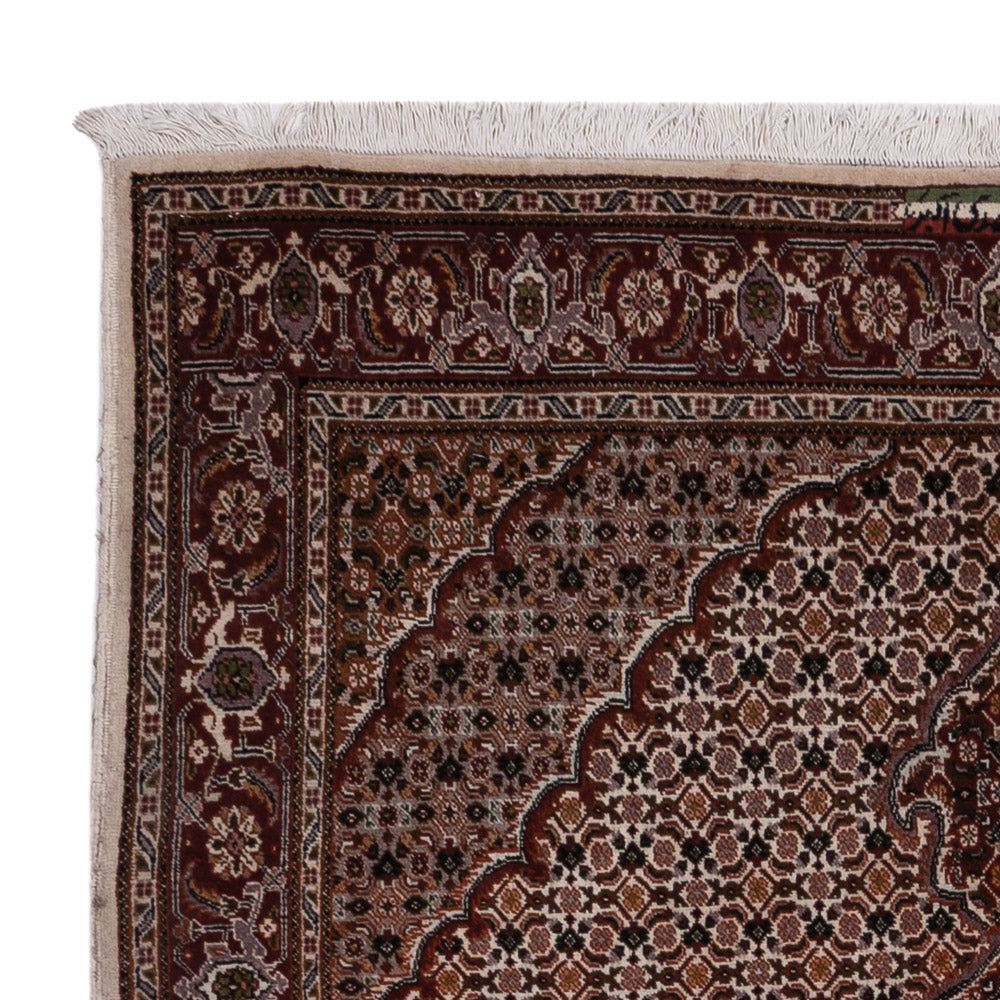 Tabriz Rug 203x155cm - Persian Rugs