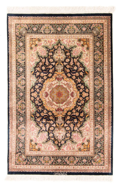 Qom Silk Rug 102x152cm - Persian Rugs