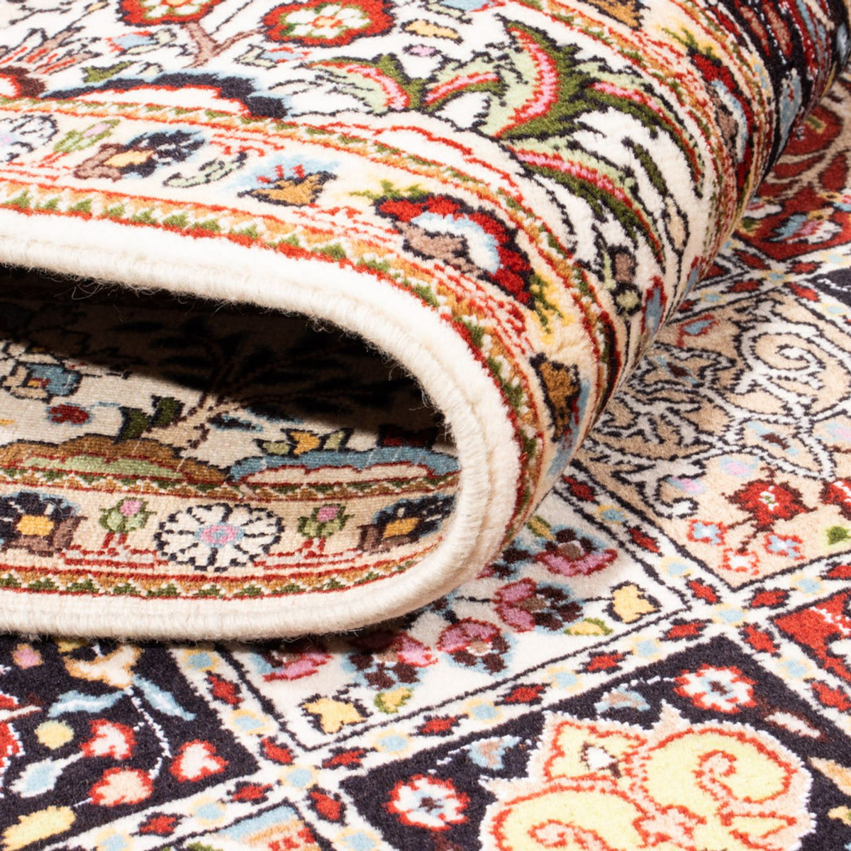 Perser Rug - Classic - 195 x 142 cm - multicolored