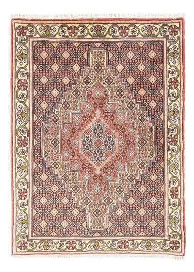 Senneh Rug 76x103cm - Persian Rugs