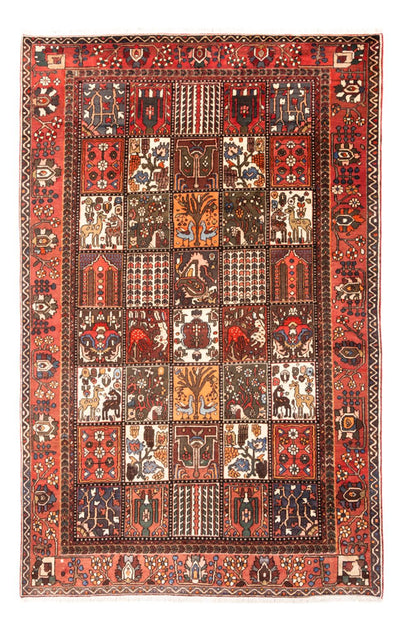 Bakhtiari Rug 207x314cm - Persian Rugs
